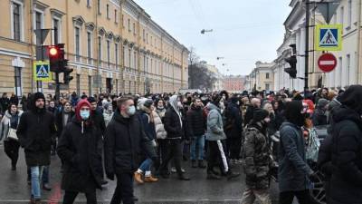 Кошелек Волкова после незаконных митингов стал толще на несколько миллионов рублей