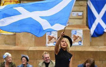 Шотландия и Северная Ирландия высказались за референдум о независимости