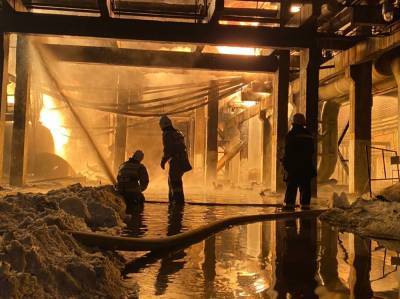 Стала известна предварительная причина пожара на заводе в Уфе
