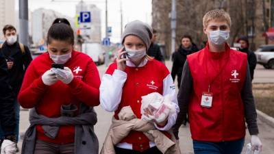 Мэр Москвы отметил волонтерскую работу студентов-медиков в условиях COVID-19