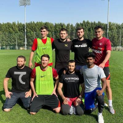 Нурмагомедов готовится "к дебюту в большом футболе"