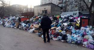 Бюджетники привлечены к уборке мусора в Махачкале