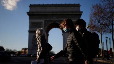 Во Франции общее число случаев коронавируса достигло 3 057 857