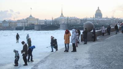В Петербурге сообщили о снижении числа активных больных коронавирусом
