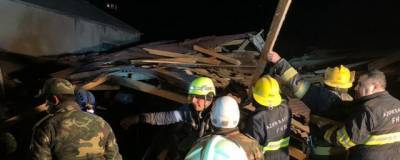 В Хырдалане под Баку произошел взрыв в жилом доме, пострадали восемь человек