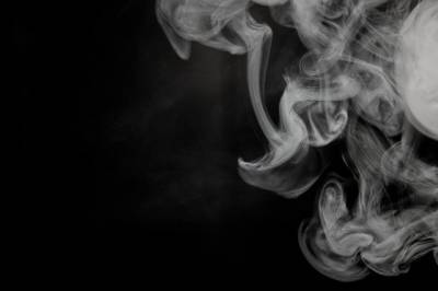 Эксперт оценил влияние курения кальяна на организм