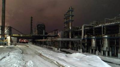 Пожар на нефтеперерабатывающем заводе в Уфе потушили