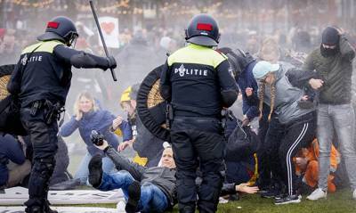 В Голландии митинги против локдауна и комендантского часа переросли в беспорядки
