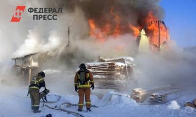 Крупный пожар ликвидировали на производстве в Томске