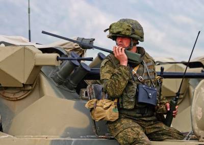 ФСБ пресекла попытку вывезти в США российские военные радиостанции