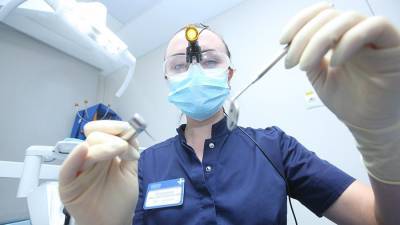 Минздрав решил смягчить правила работы стоматологических клиник