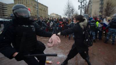 В Москве задержали подозреваемого по делу о насилии к полиции