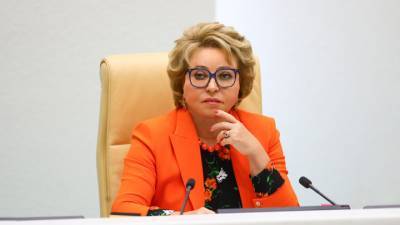 Матвиенко призвала партии формировать списки с равным количеством мужчин и женщин