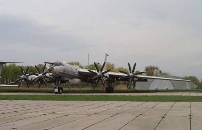 Российские самолеты Ту-142 выполнили 11-часовой полет над Беринговым и Чукотским морями