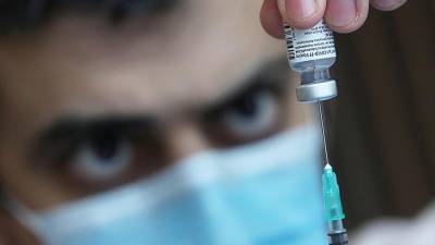 В Швеции сообщили о требовании Pfizer оплаты за большее число доз вакцины