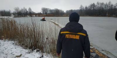Провалился под лед: на Львовщине погиб 57-летний рыбак – фото