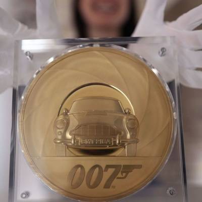 Создателям 25-го фильма об "агенте 007" грозят пересъемки сцен
