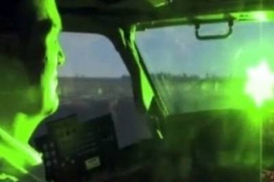 Летчика из Ханты-Мансийска ослепили в Пулково зеленым лазером