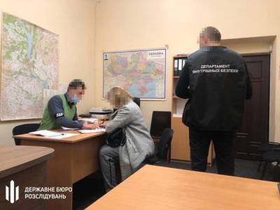 Киевские полицейские пять лет выписывали себе липовые зарплаты