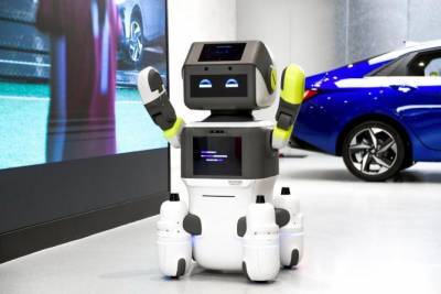 В Hyundai создали робота для обслуживания клиентов автосервисов