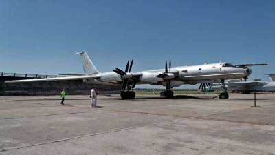 Плановые полеты российских Ту-142 напугали военное командование США