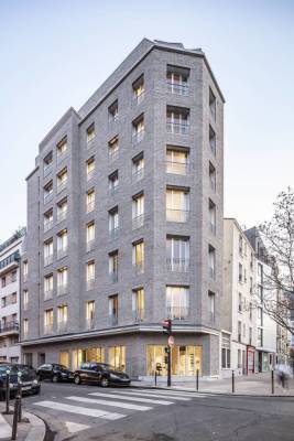 Как может выглядеть социальное жилье: удивительная реконструкция жилого комплекса в Париже