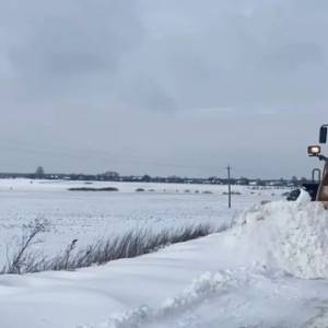 На западе Украины снег парализовал дорожное движение. Фото. Виде