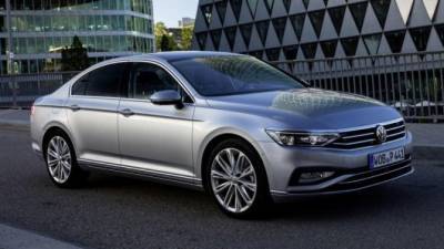 Российская версия Volkswagen Passat вновь получит двухлитровый двигатель