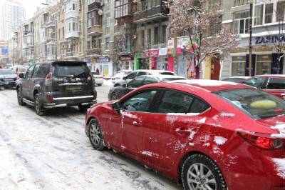 В Украине из-за непогоды заработал Штаб по ликвидации ее последствий на дорогах: подробности
