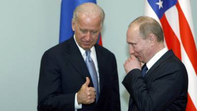 Байден и Путин по телефону обсудили Украину