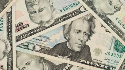 Аналитик из США предрек обвал доллара
