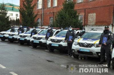 Украинская полиция получила новую партию автомобилей