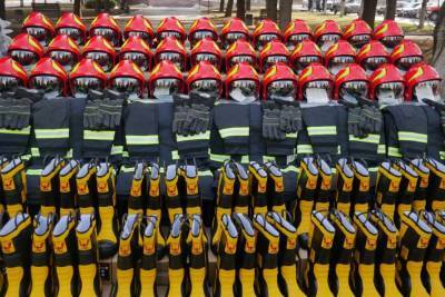 Спасатели Донетчины получили современную основную и специальную пожарно-спасательную технику