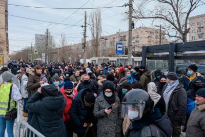 В Волгограде 21 человека оштрафовали за участие в несанкционированной акции