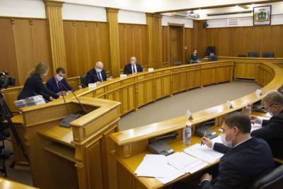 Кандидатам в главы Екатеринбурга дали два дня, чтобы донести документы