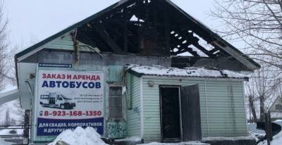 На автовокзале в Заринске тушили пожар в 30-градусный мороз