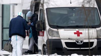 Эксперт спрогнозировал сроки снижения заболеваемости коронавирусом в России