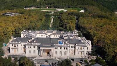 Кто настоящий владелец Дворца Путина в Геленджике