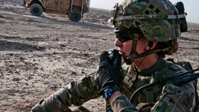 В армии США женщинам разрешат красить губы и ногти