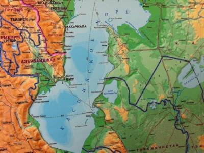 Конец 30-летнего конфликта? — Баку и Ашхабад «поделили» нефть и газ на Каспии