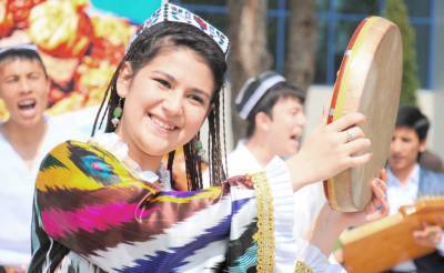 Депутаты приняли закон о появлении в Узбекистане нового праздника – Дня дружбы народов. Его будут отмечать 30 июля