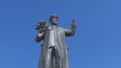 Власти Чехии намерены найти достойное место для снесенного памятника маршалу Коневу