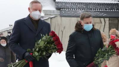 Беглов возложил цветы в память о жертвах блокады Ленинграда