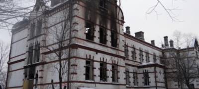 Пострадавший от пожара памятник архитектуры в Карелии возьмут под круглосуточную охрану