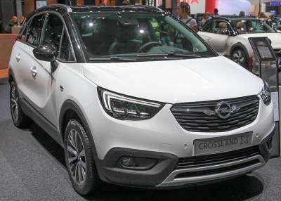 Старт продаж обновленного кроссовера Opel Crossland в России ожидается в первом квартале 2021-го