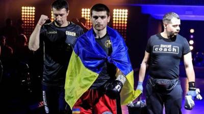 Украинский боксер отказался от титула, полученного в бою с россиянином