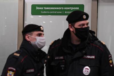 Слесарь Шереметьево неуместно пошутил в аэропорту и оказался в полиции