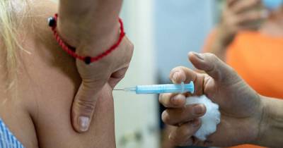 Глава ВОЗ: равный доступ к вакцинам в мире оказался под угрозой