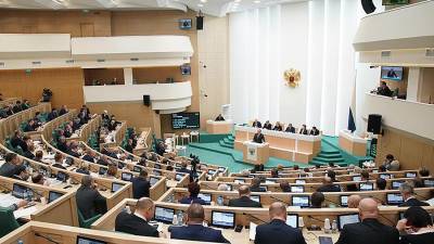 Совет Федерации ратифицировал соглашение о продлении ДСНВ на пять лет