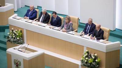 Совет федерации ратифицировал соглашение о продлении СНВ-3